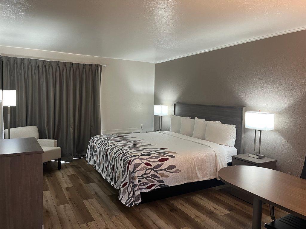 Red Roof Inn Madisonville Екстериор снимка