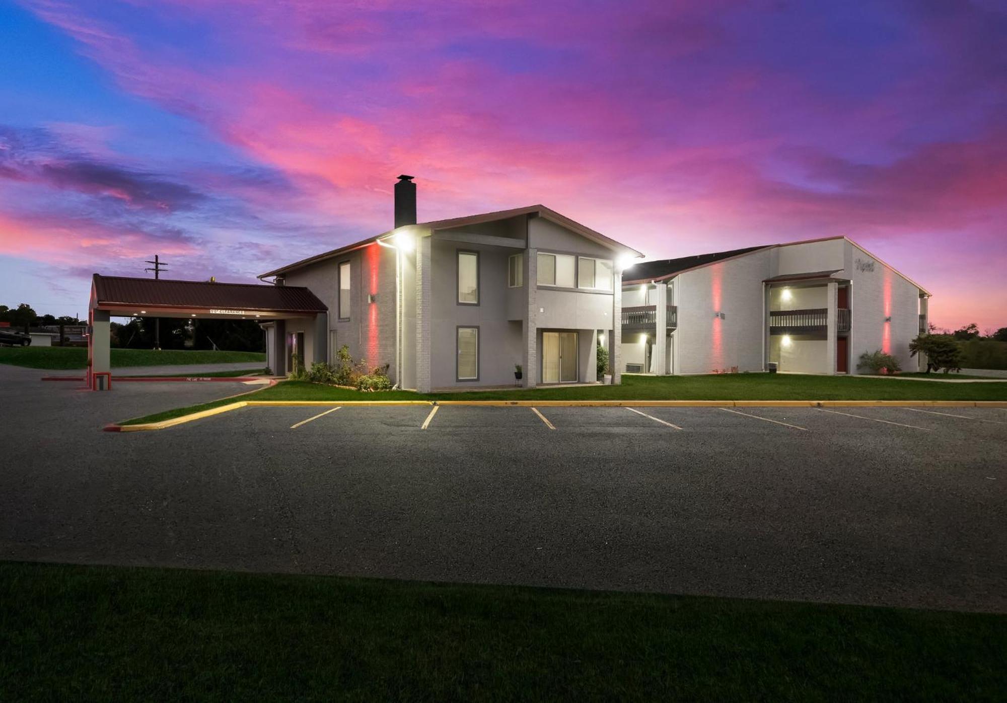 Red Roof Inn Madisonville Екстериор снимка